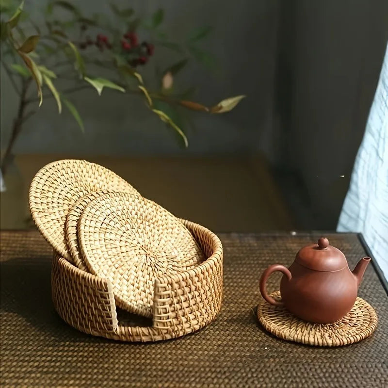 Descanso de Copos em Rattan Trançado