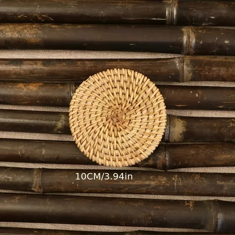 Descanso de Copos em Rattan Trançado