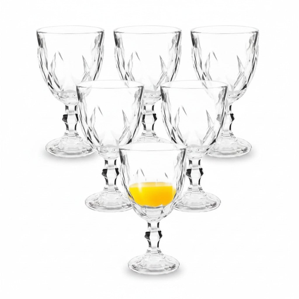 Kit com 6 taças de vidro transparente Cucinamup Diamond Empire com design lapidado para água, sucos e drinks