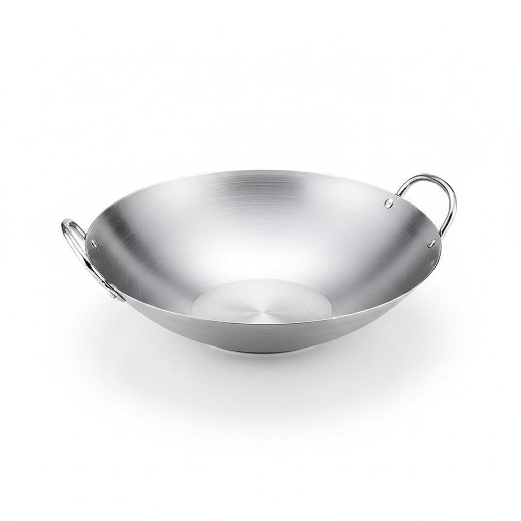 Panela Wok Cucinamup em aço inox 304 com alças laterais, ideal para refogados e culinária oriental.