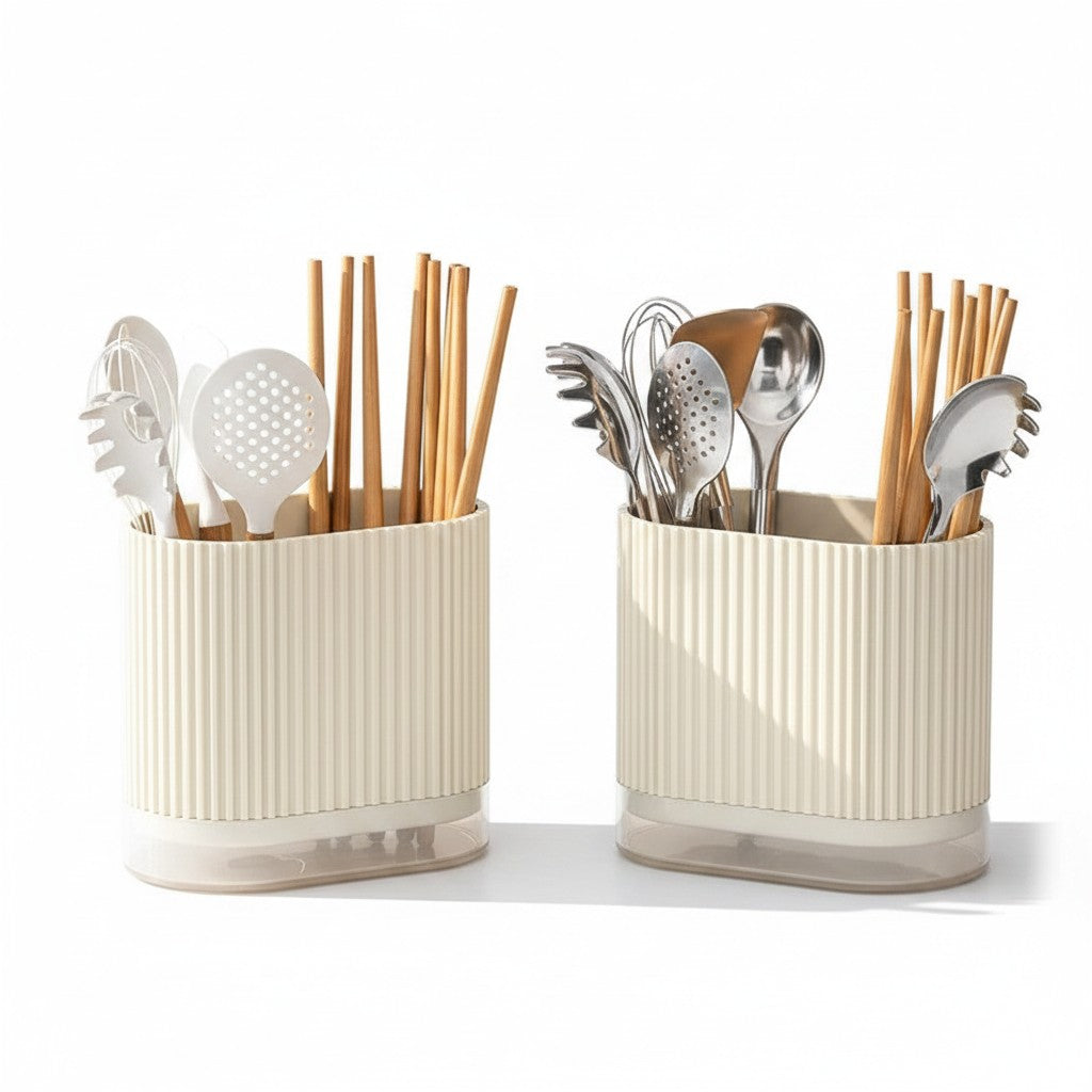Porta talheres Cucinamup com escorredor, design moderno em plástico branco, ideal para organizar utensílios na cozinha.